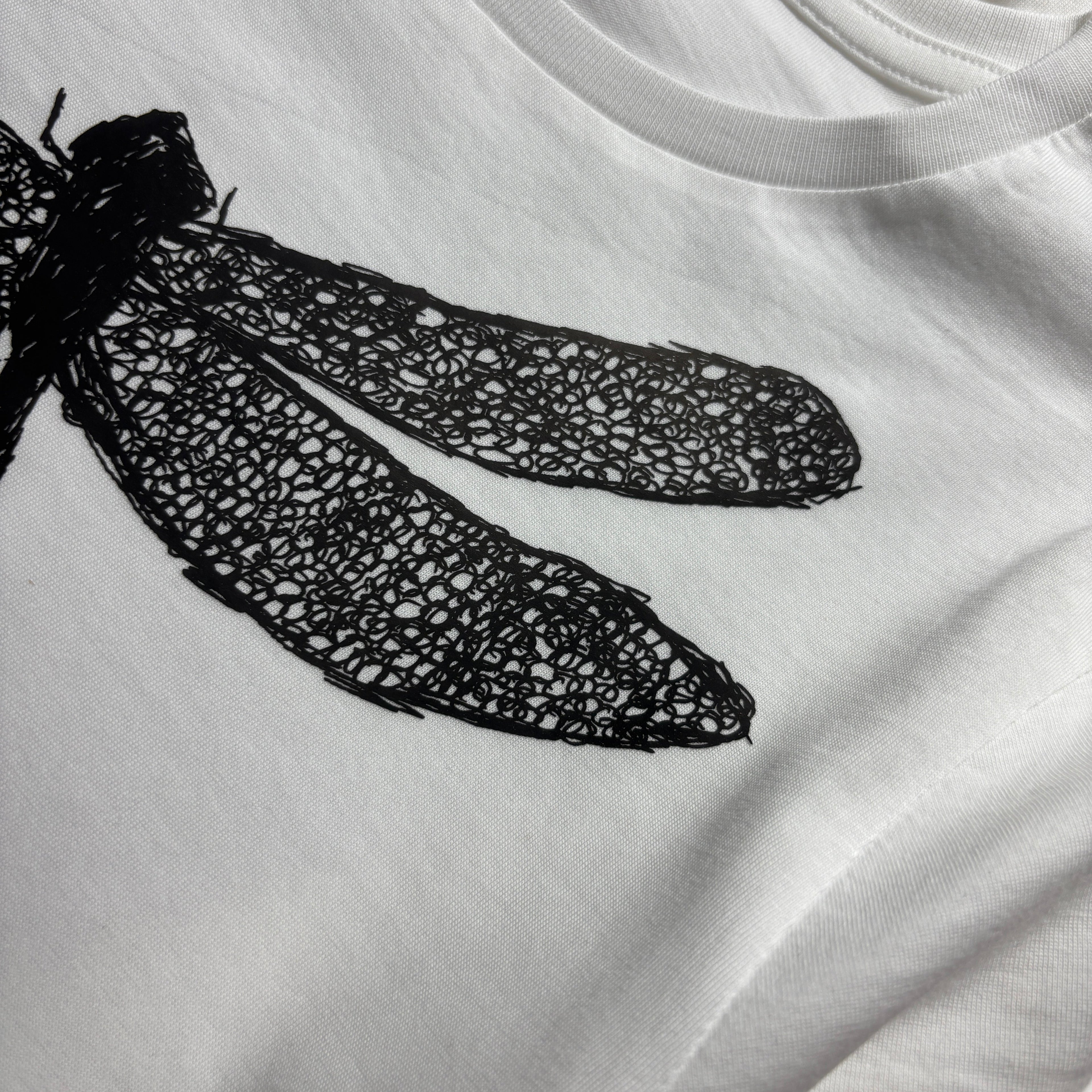 Bio T-Shirt Libelle Damen – handbedruckt & nachhaltig, Weiß