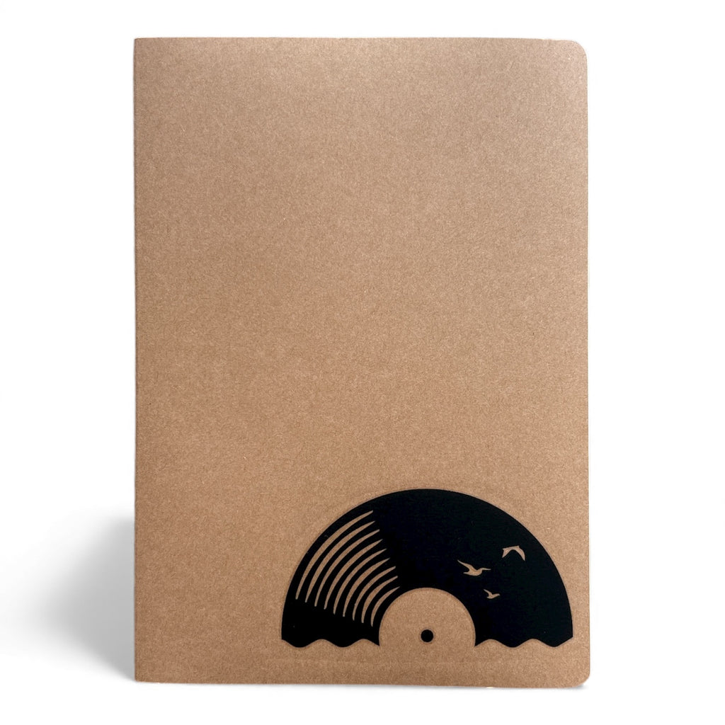 Notizbuch A5 | Vinyl Sea | Handbedruckt im Siebdruck | Kraftpapier | Gepunktet | 32 Seiten | FSC-zertifiziert | Handmade