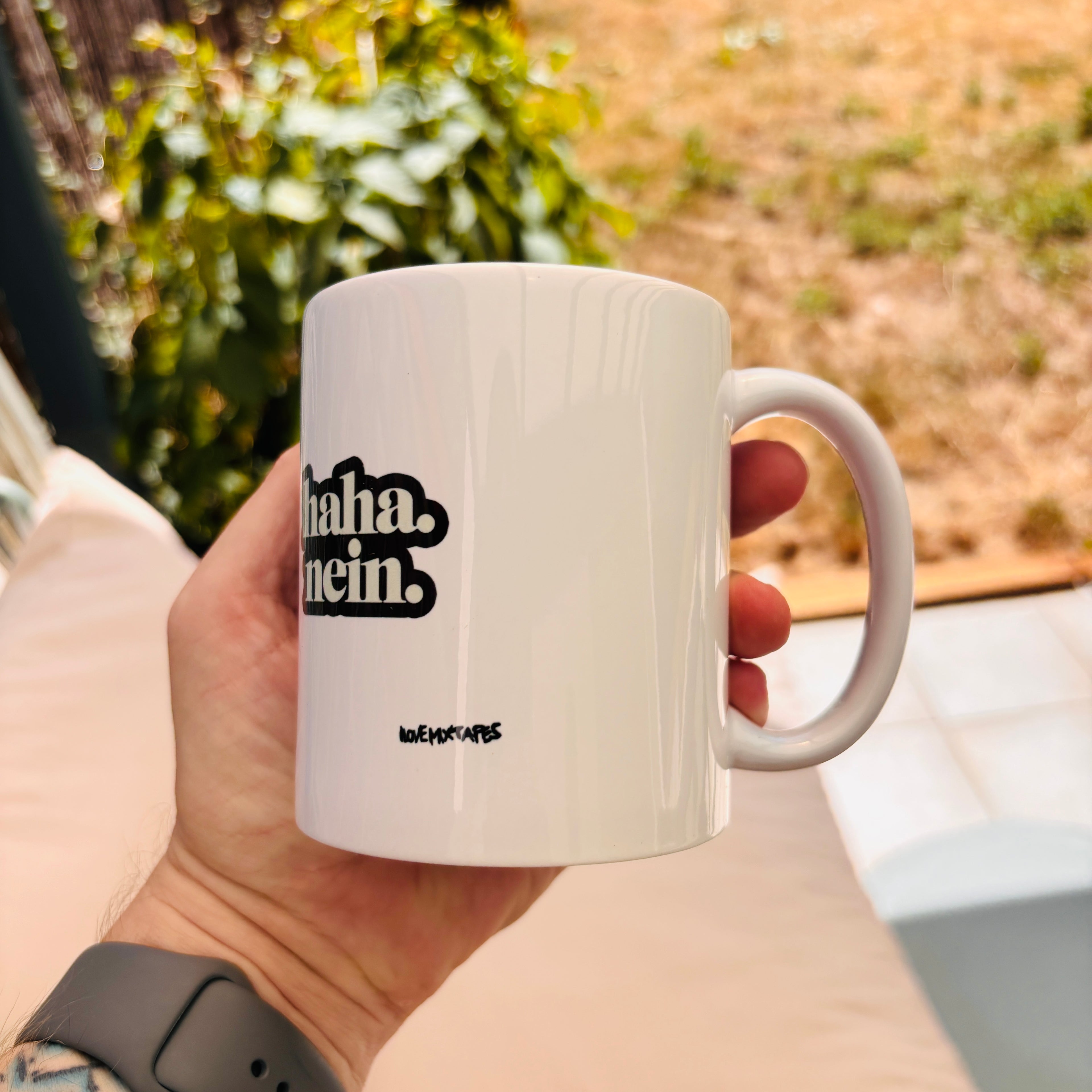 haha. nein. – Keramiktasse mit beidseitigem Druck | 300 ml
