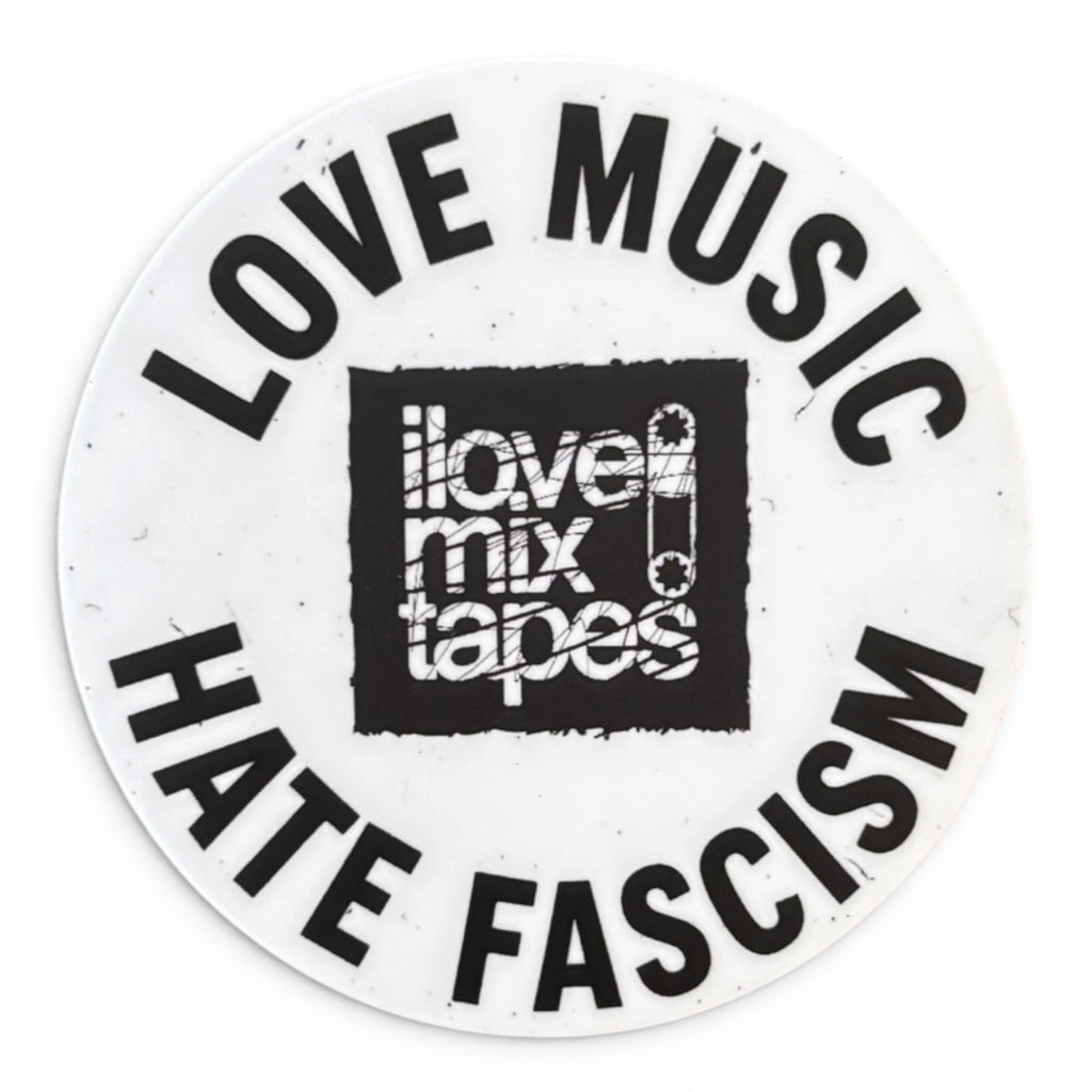LOVE MUSIC - HATE FASCISM Sticker – Wasserfest, u.a. für Laptop, Wasserflasche oder Handy