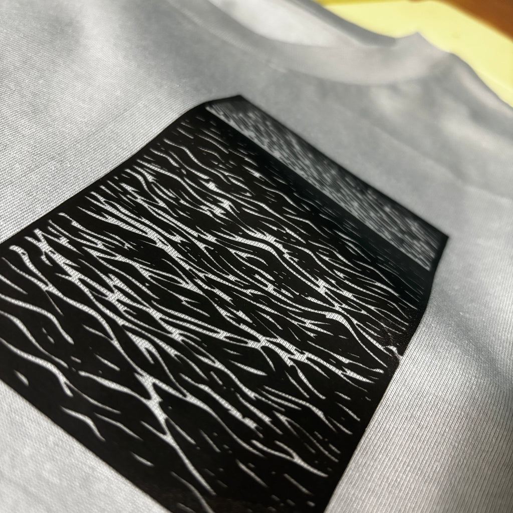 Raue See Unisex T-Shirt in misty grey