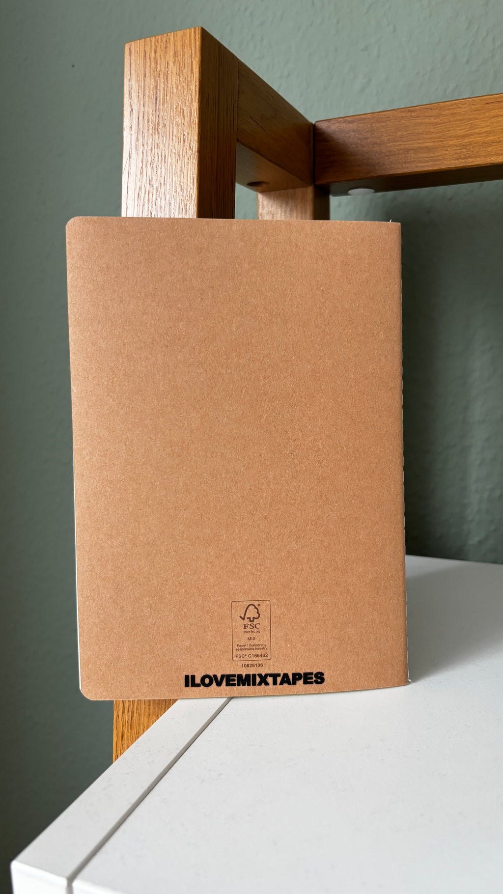 Notizheft A5 | Quallen im Kreis | Handbedruckt im Siebdruck | Kraftpapier | Gepunktet | 32 Seiten | FSC-zertifiziert | Handmade