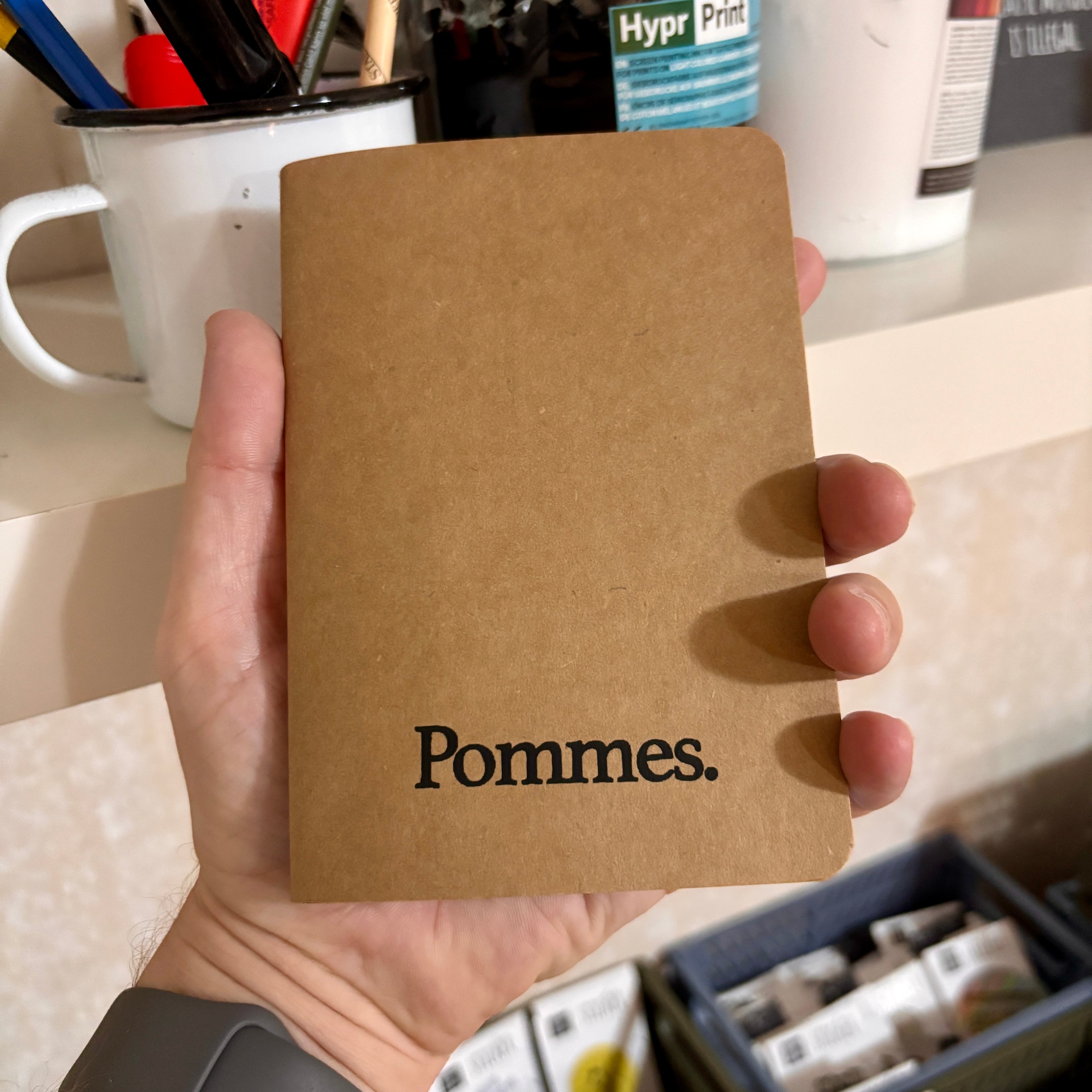 Notizbuch A6 „Pommes.“ | Handbedruckt & Recycelt | Liniert