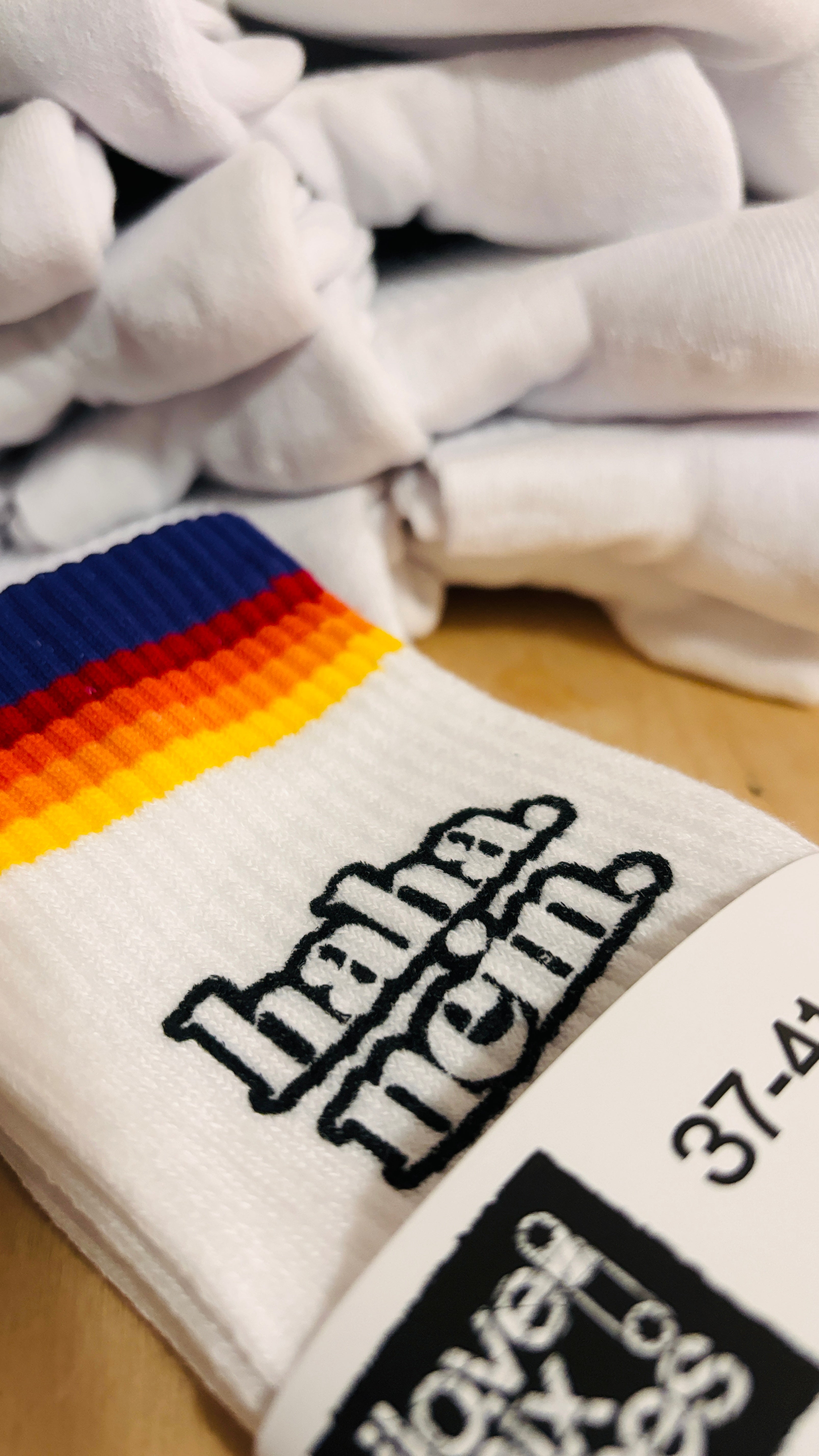 „Haha. Nein.“ Socken – handbedruckt in Frankfurt | Unisex