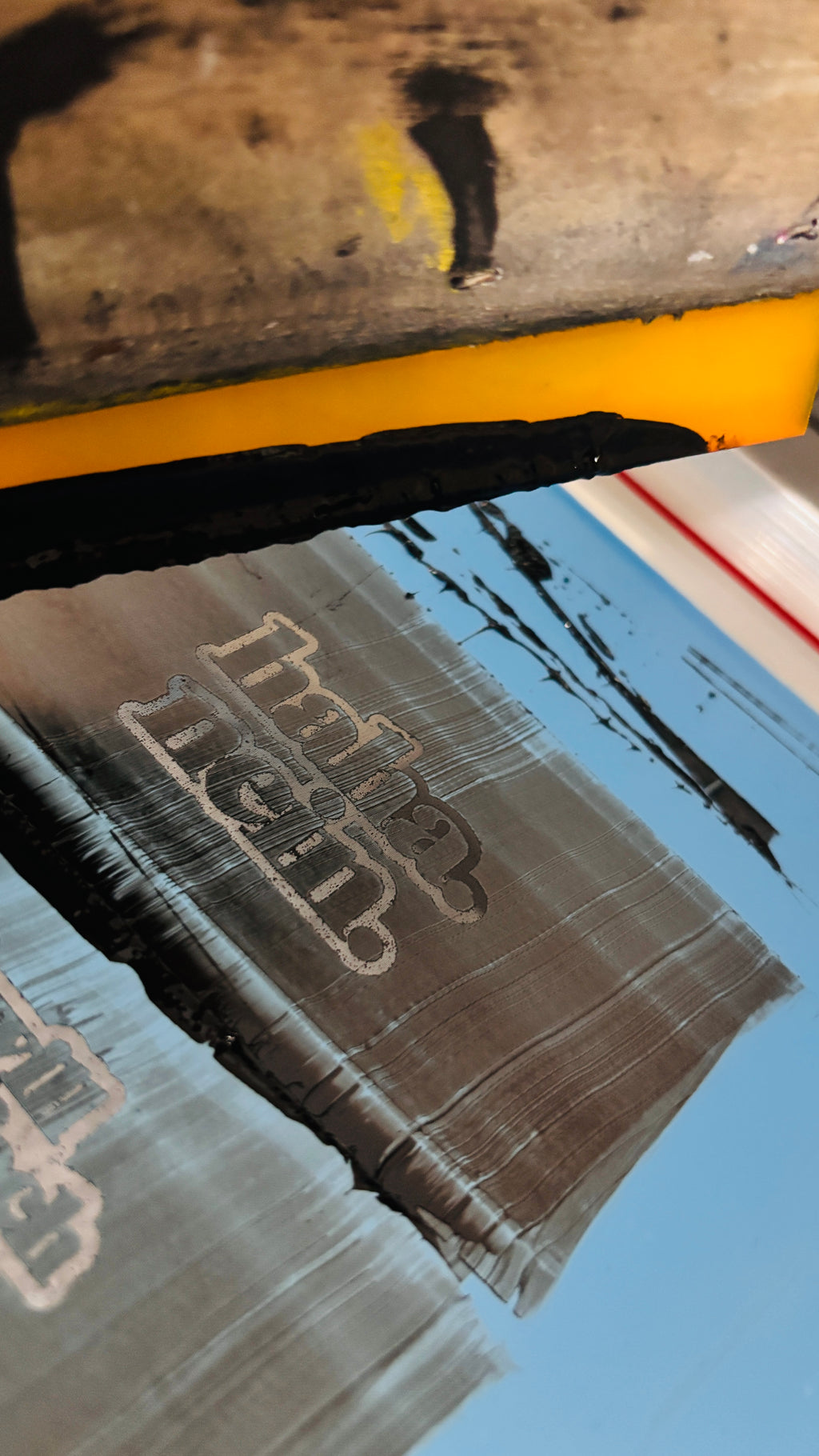 „Haha. Nein.“ A5 Notizbuch mit Korkeinband – handbedruckt