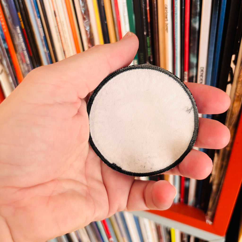 Love Music, Hate Fascism – Schallplatte Aufnäher zum Aufbügeln