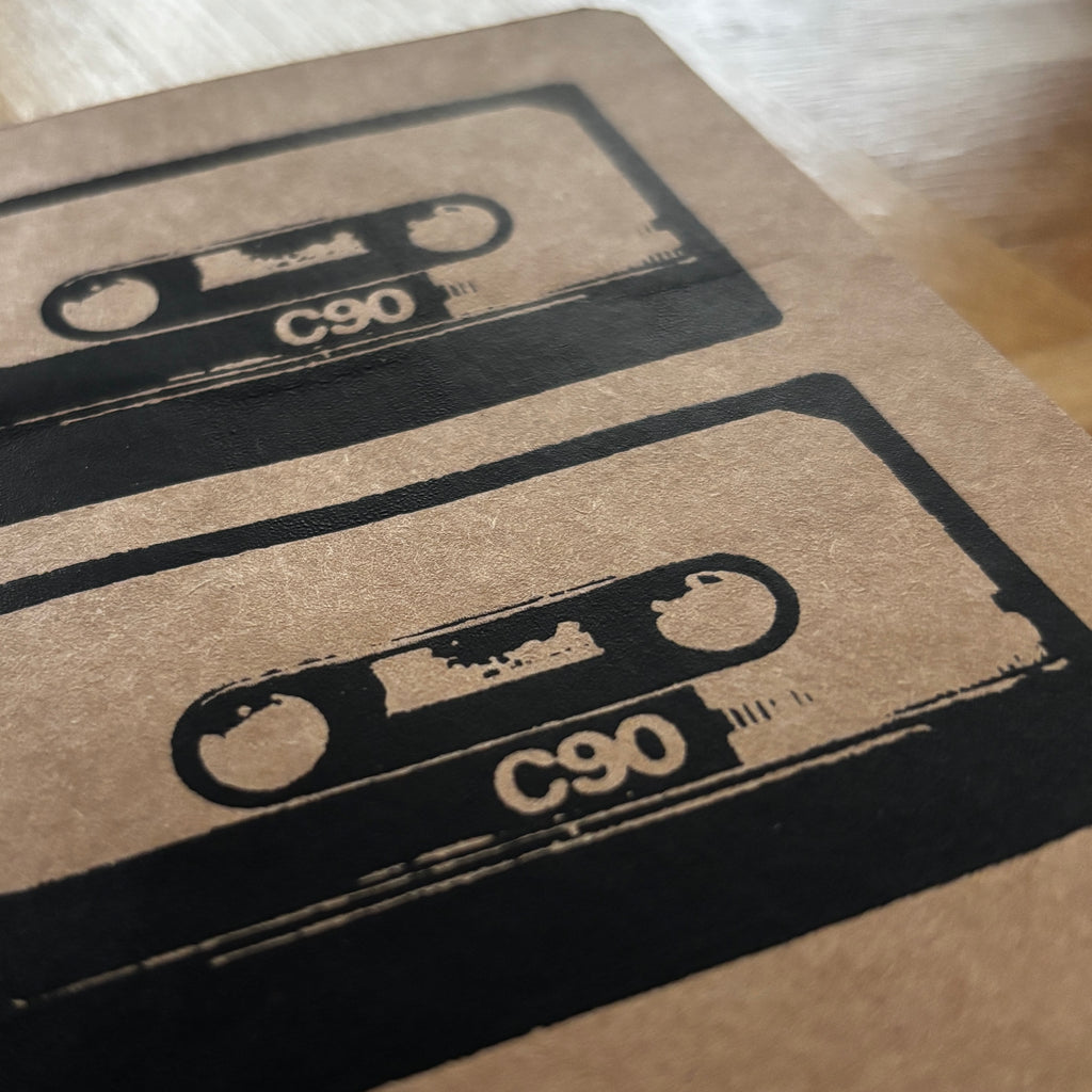 Notizbuch A6 „C90 Kassetten“ | Handbedruckt & Recycelt | Liniert