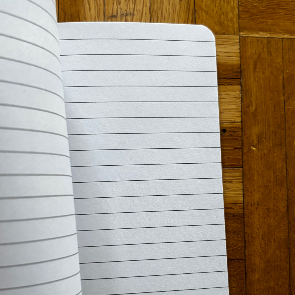 Notizbuch A6 „Spatz“ | Handbedruckt & Recycelt | Liniert