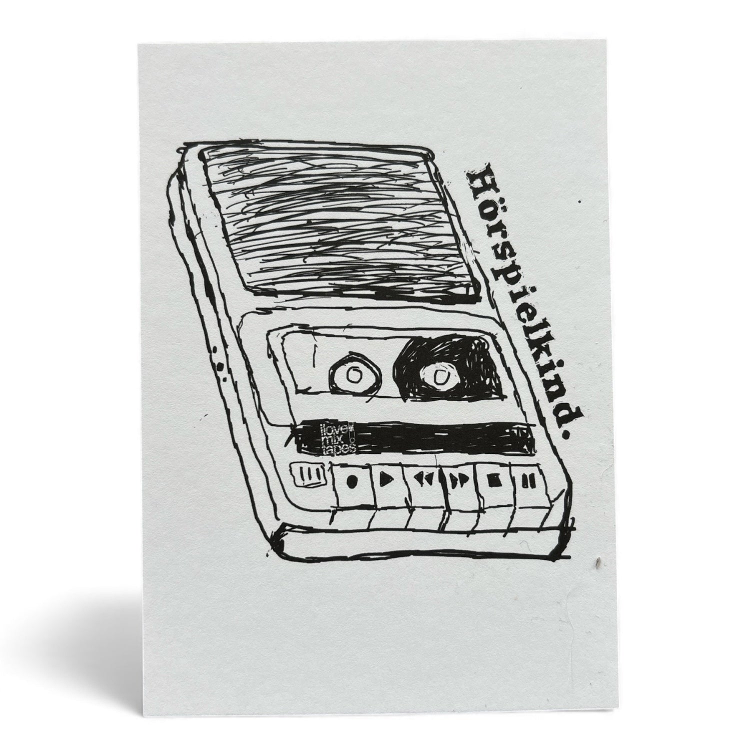 Retro Postkarte Kassette | Handgezeichnet „Hörspielkind“ | Nostalgie Karte Hörspiel Fan Geschenk
