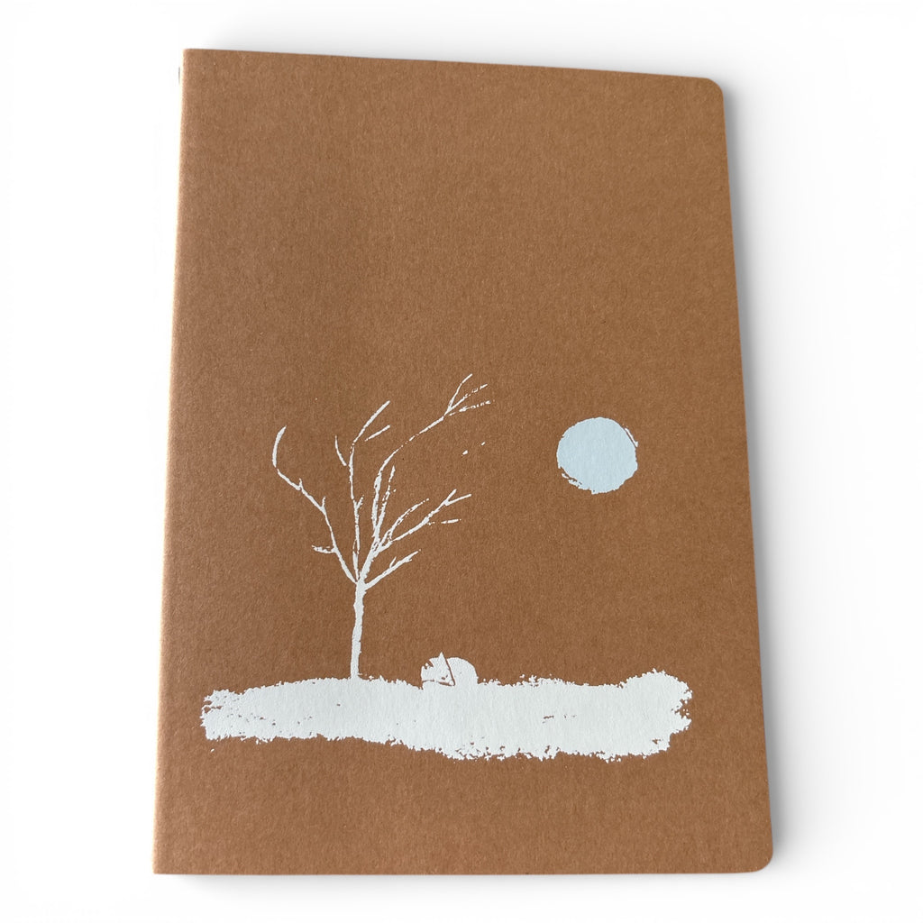 Notizbuch A5 | Fuchs im Wald | Handbedruckt im Siebdruck | Kraftpapier | Gepunktet | 32 Seiten | FSC-zertifiziert | Handmade