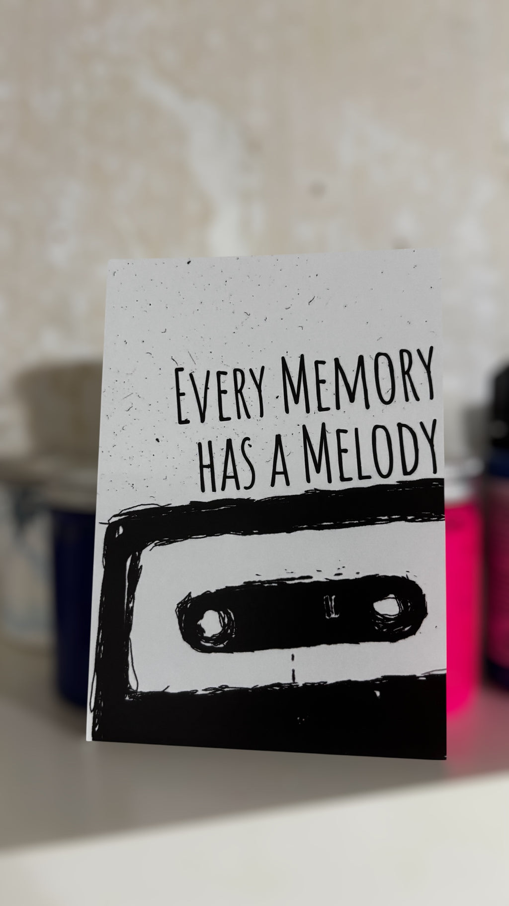 Retro Kassetten Sticker „Every Memory Has a Melody“ – Musik Statement Aufkleber