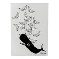 Der Wal und die Papierschiffchen A4 Kunstdruck